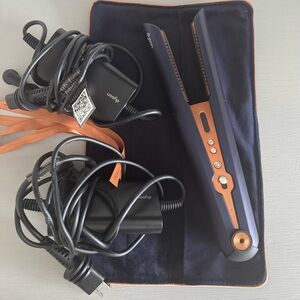Great condition Dyson Corrale cordless straightener (Prussian Blue/Rich Copper)